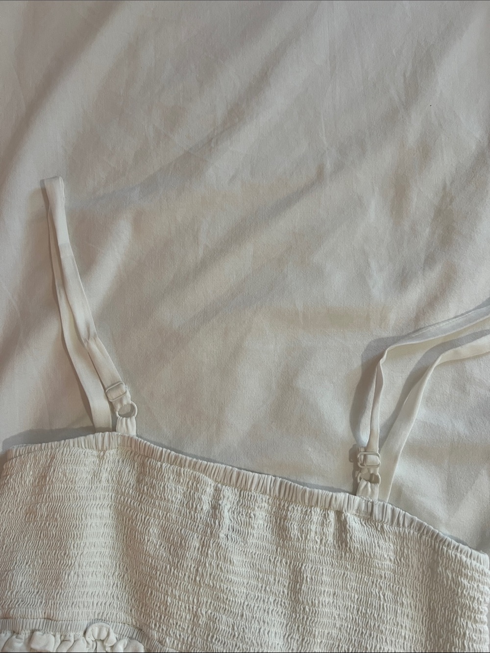 Wilfred White Smocked Ruffled Crop Top - Picture 6 of 6
